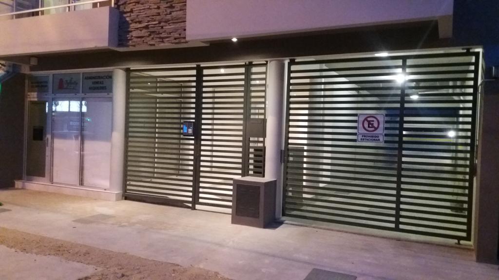 Appartamento Veluvi Puerto Madryn Esterno foto